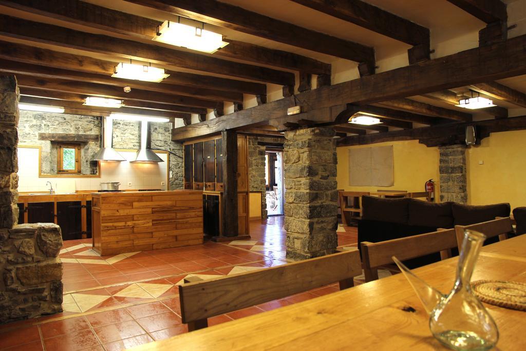 Casa Rural Ardantzena Ardaiz Esterno foto